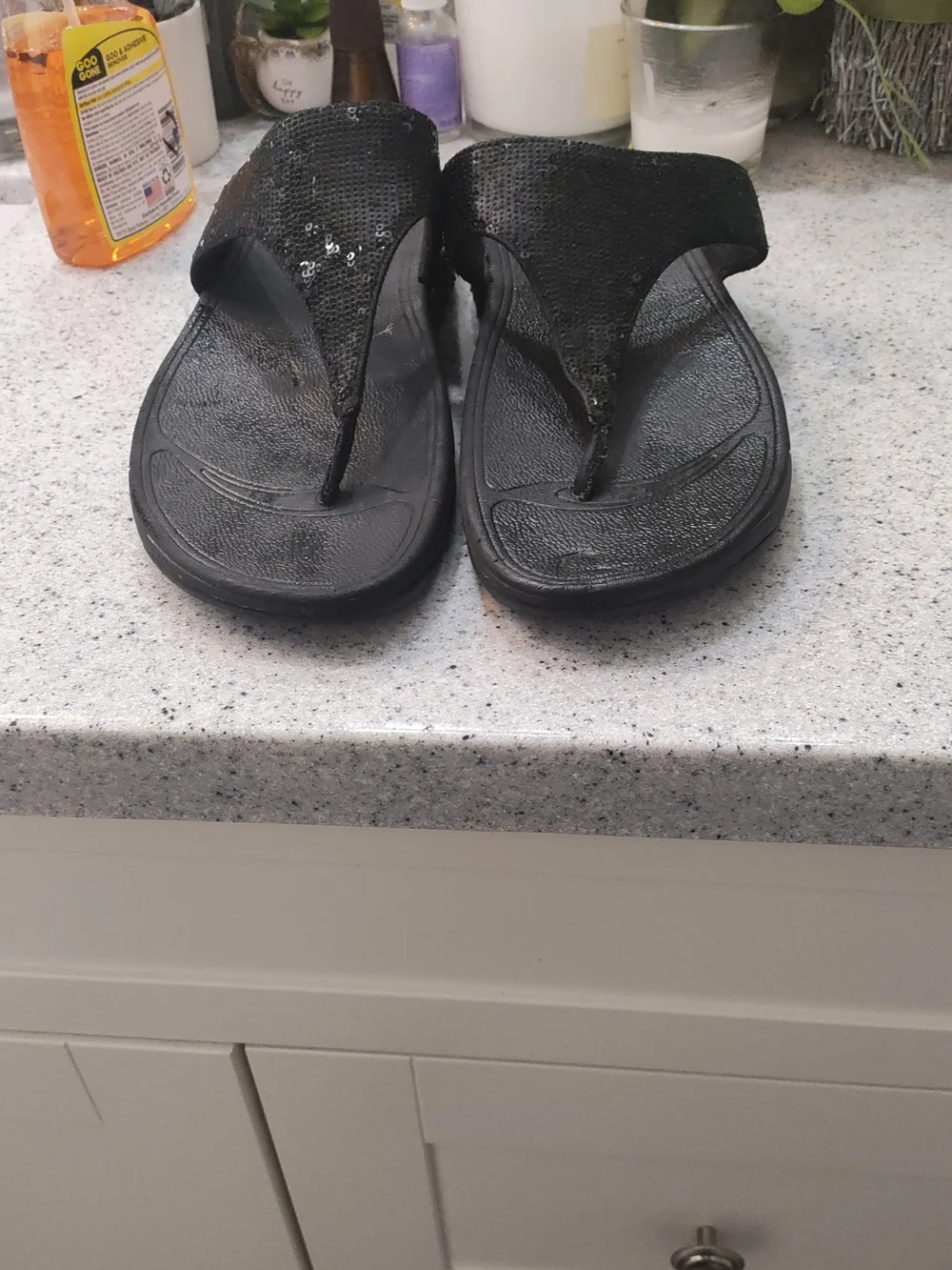 Fitflop ✨🎇Black Sequin Thong Sandals
